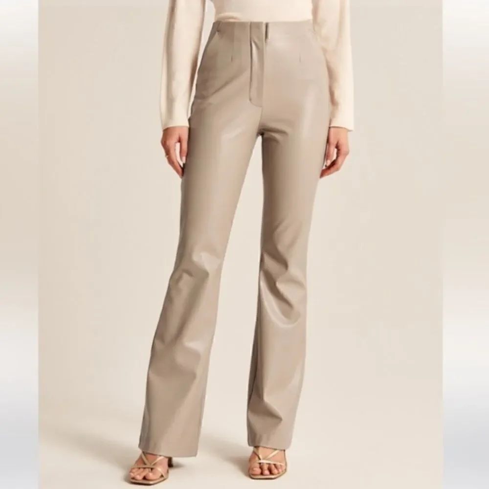 Abercrombie & Fitch Vegan Faux Leather Slim Flare Leg Pants Taupe 32x29 NEW
